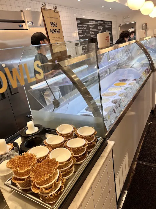 Jeni's Splendid Ice Creams Picture 8