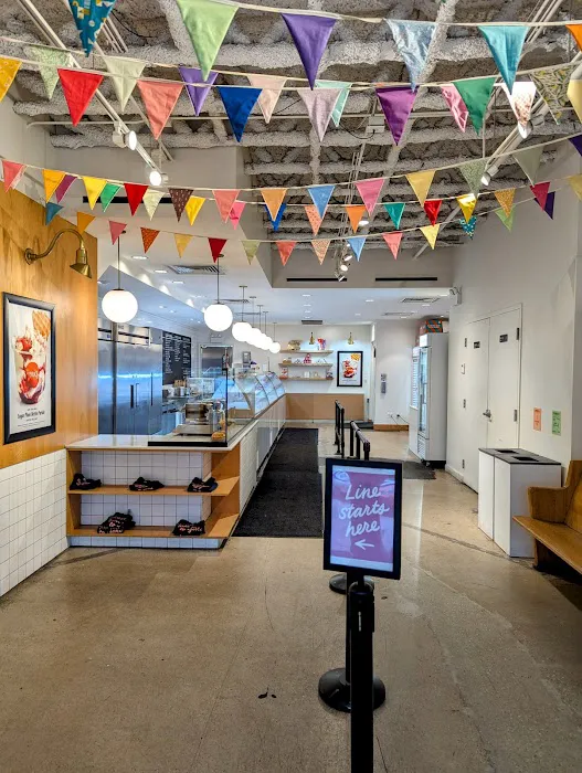 Jeni's Splendid Ice Creams Picture 10