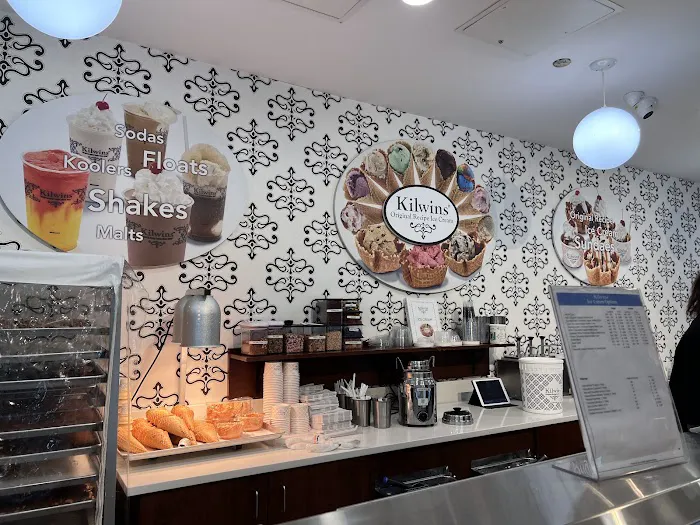 Kilwins Ice Cream - Chocolate - Fudge Picture 4