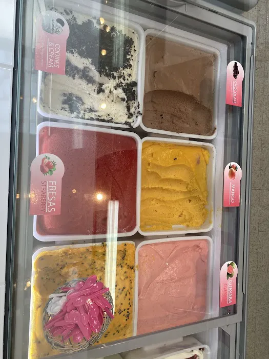Paleteria Y Neveria Sabores De Michoacán Picture 7