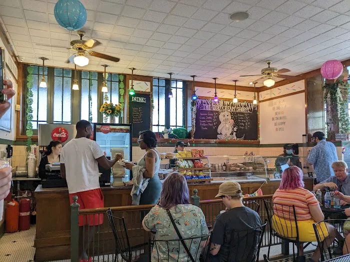 The Ice Cream Shoppe Picture 6