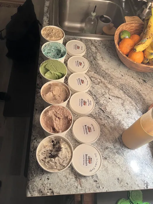 Brothers Creamery Frozen Custard Picture 5