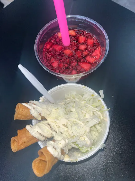 La Neverita Antojitos & Ice cream Picture 9