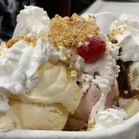 Margie's Candies ico