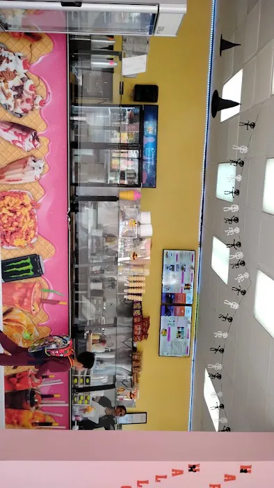 La Michoacana Deli Picture 10