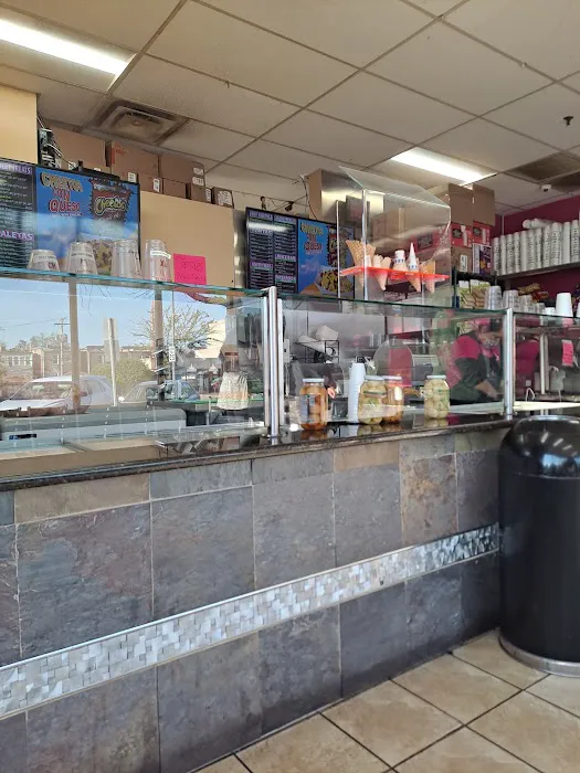 La Michoacana Ice Cream Shop Picture 4