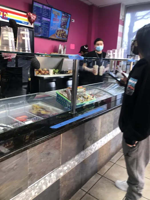 La Michoacana Ice Cream Shop Picture 10