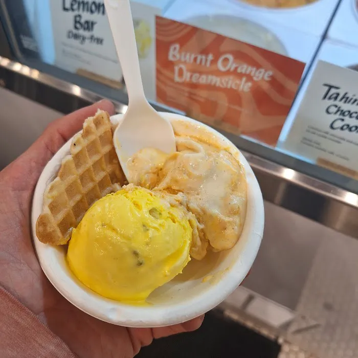 Jeni's Splendid Ice Creams Picture 3
