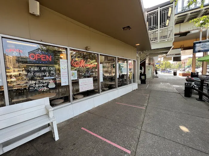 Margie's Candies Picture 10