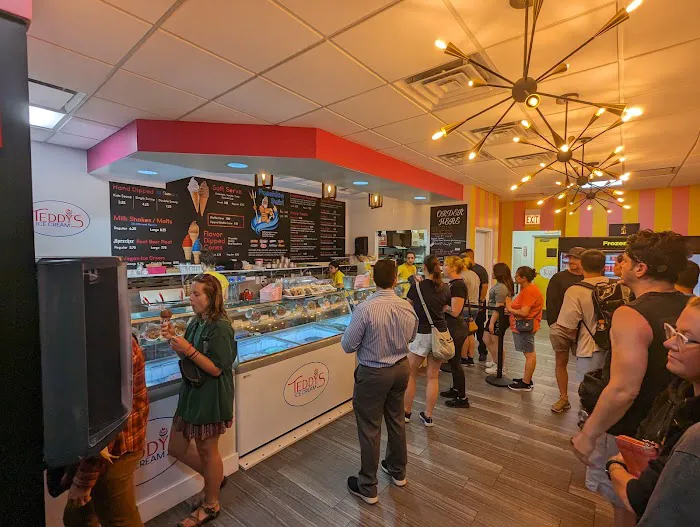 Teddy's Ice Cream Picture 8