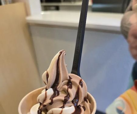 Vacau2019s Creamery