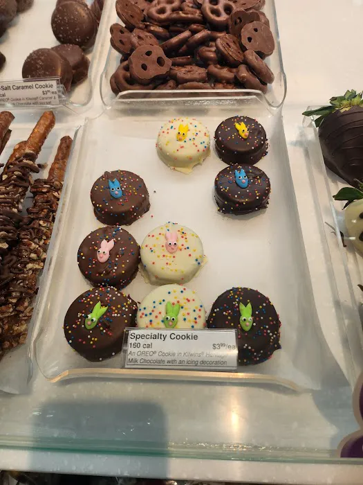 Kilwins Ice Cream - Chocolate - Fudge Picture 4