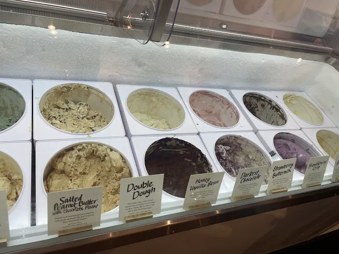Jeni's Splendid Ice Creams Picture 6