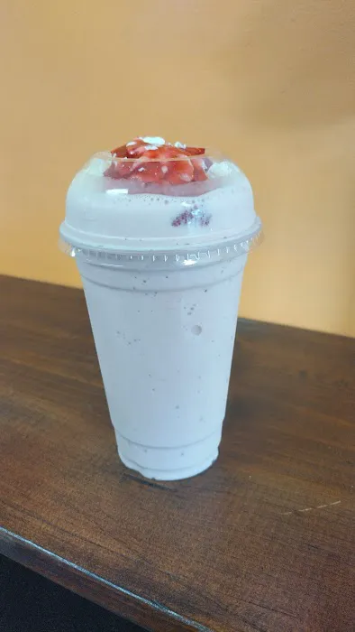 Los Pekes Ice Cream And Coffee Shop Picture 4