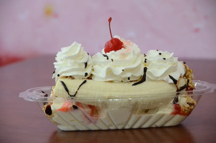 Whihala Ice Cream Picture 3