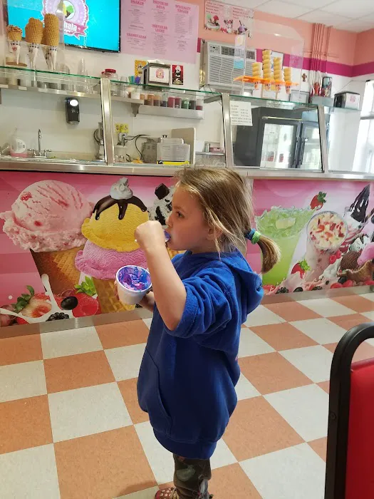 Whihala Ice Cream Picture 7