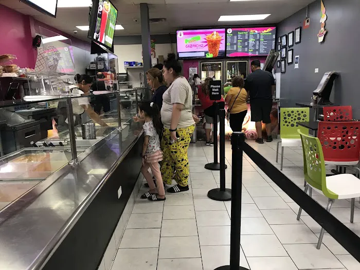 LA MICHOACANA ICE CREAM SHOP Picture 5