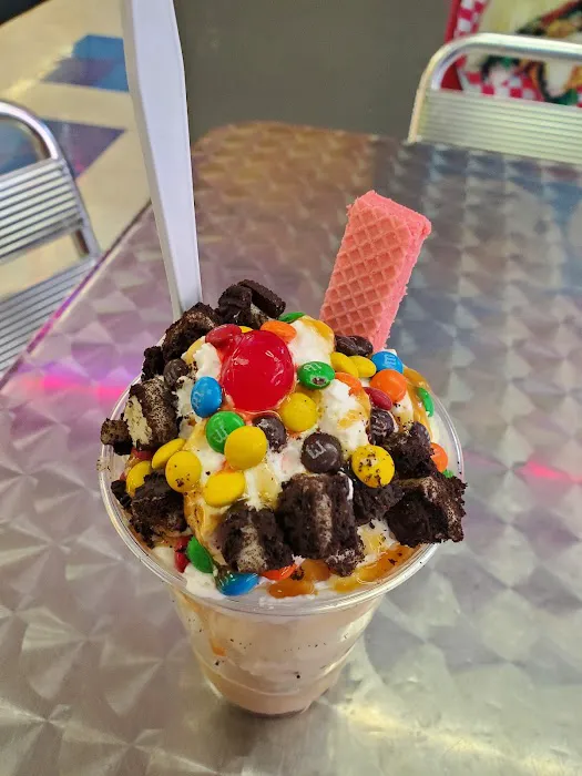 Fruityland Ice Cream Picture 5