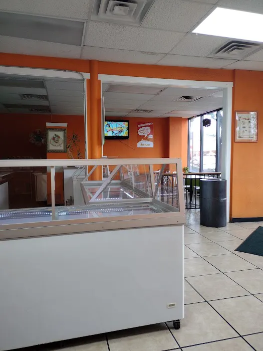 Paleteria La Plaza Corporation Picture 1