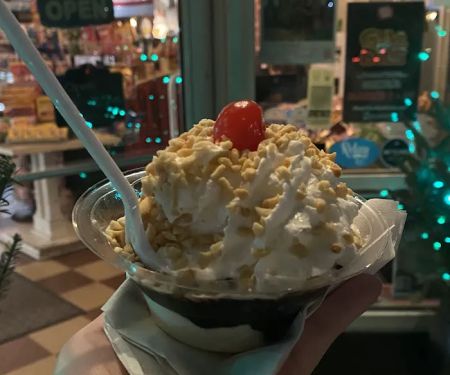 Lickity Split Frozen Custard & Sweets LLC