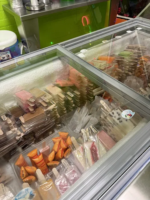 Paleteria Las Delicias de la Michoacána Picture 4