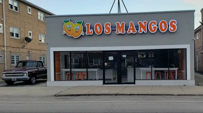 Los Mangos Midway Picture 7