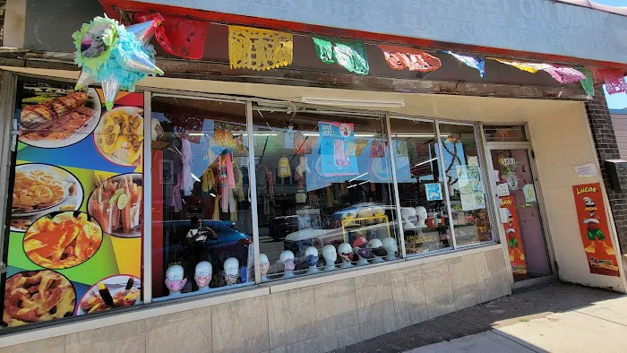 Lilys mexican candy and icecream shop Picture 1