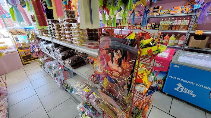 Lilys mexican candy and icecream shop Picture 4