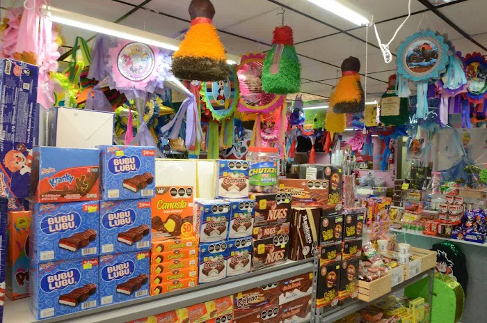 Lilys mexican candy and icecream shop Picture 8