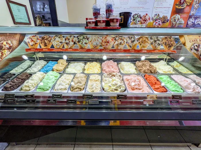 Cold Stone Creamery Picture 3