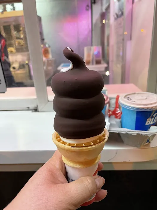 Dairy Queen Restaurant Picture 6