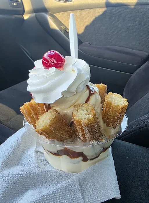 La Isla Michoacana Ice Cream Shop Picture 4