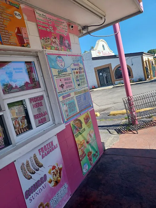 La Isla Michoacana Ice Cream Shop Picture 5