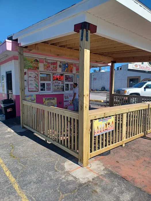 La Isla Michoacana Ice Cream Shop Picture 3