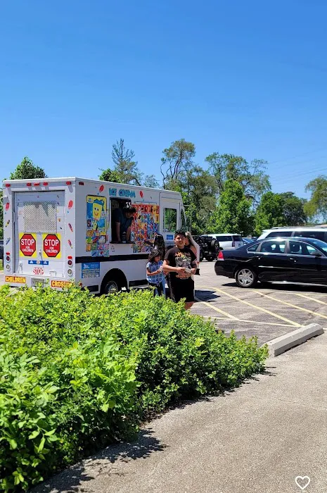 ICE CREAM TRUCKS GROUP Picture 3