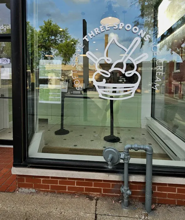 Three Spoons Ice Cream Picture 1