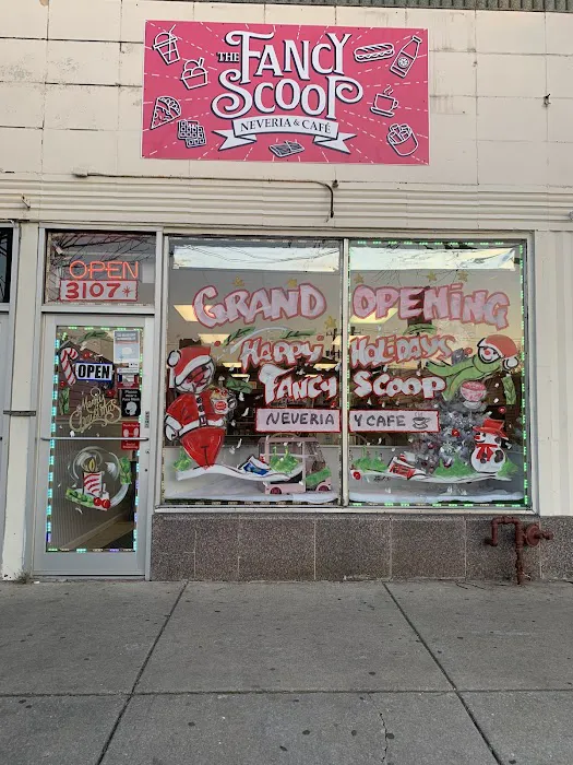 The Fancy Scoop Picture 6