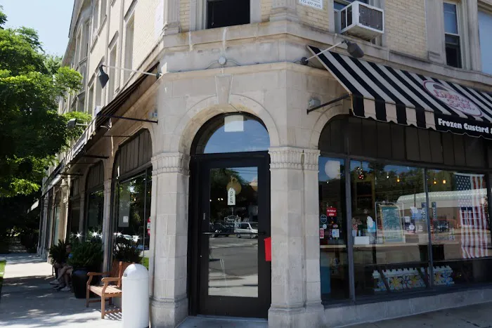 Lickity Split Frozen Custard & Sweets LLC Picture 4