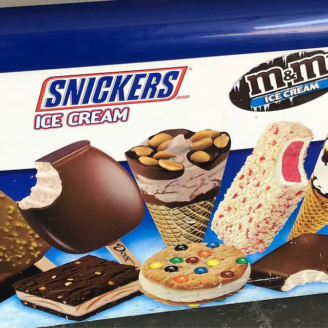 Danny Ice Cream Truck Picture 2