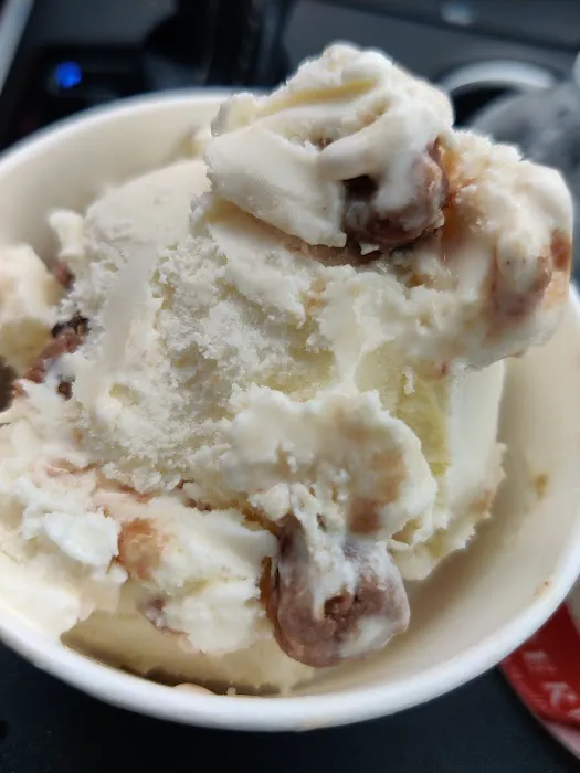 Oberweis Ice Cream and Dairy Store Picture 7