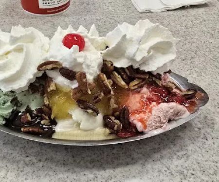 Oberweis Ice Cream and Dairy Store