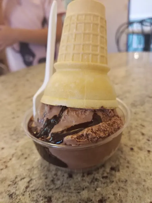 Petersen's Ice Cream Picture 9