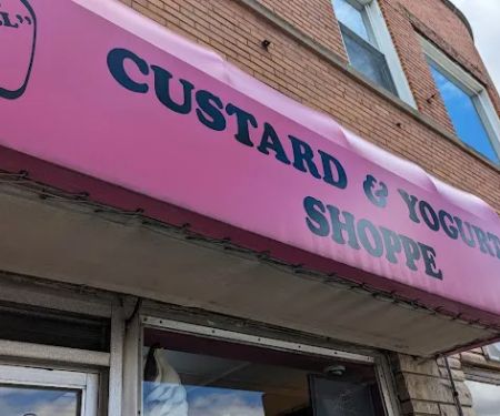Hole In the Wall Custard & Yogurt Shoppe
