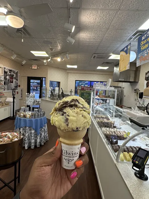 Kilwins Ice Cream - Chocolate - Fudge Picture 4