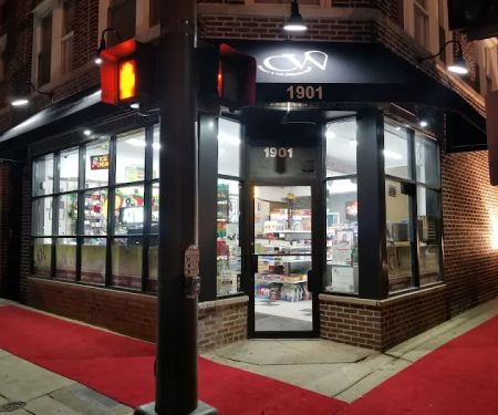 C&W Market and Ice Cream Parlor