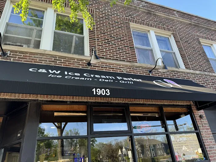 C&W Market and Ice Cream Parlor Picture 2