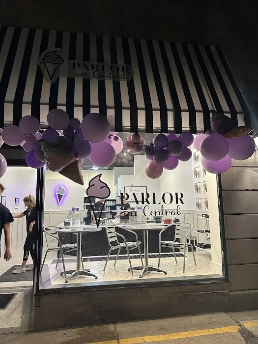 Parlor on Central Picture 6