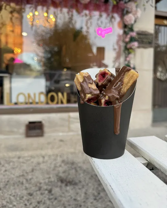 London Ice Cream Shop Picture 4