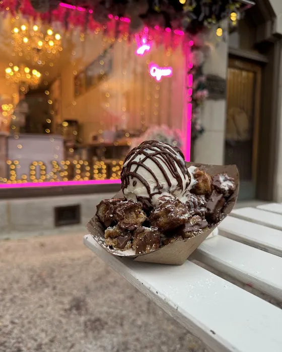 London Ice Cream Shop Picture 10