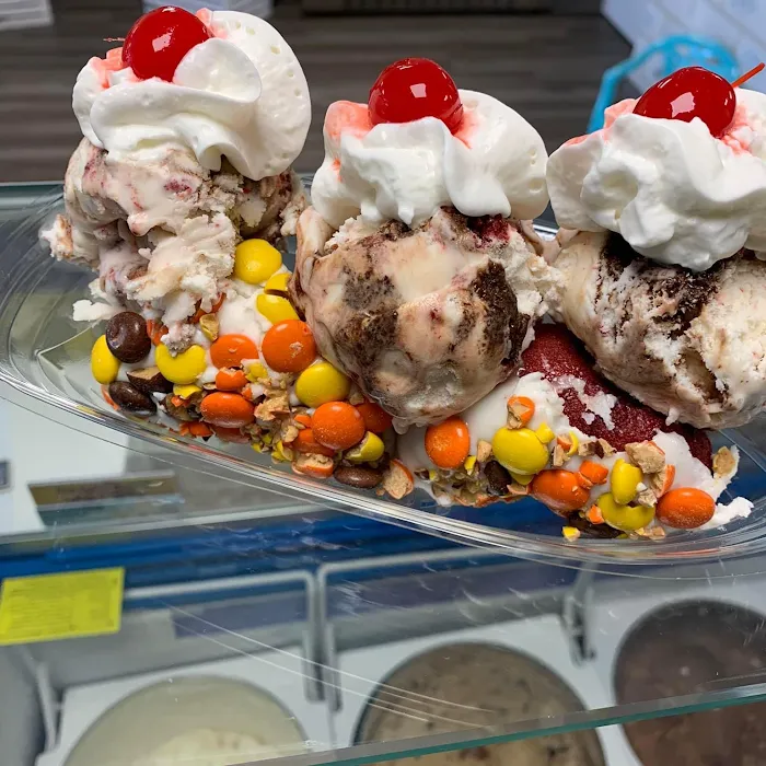 serenDIPity Ice Cream Parlor Picture 9